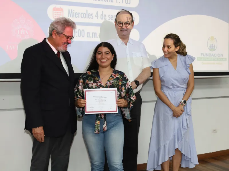 Javeriana Cali, Jesuit Worldwide Learning y Fundación Club Campestre impulsan la educación en inglés en la comuna 18